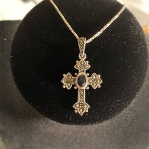 925 silver sparkle Cross necklace w/ blue middle garnet stone/ with 925 chain